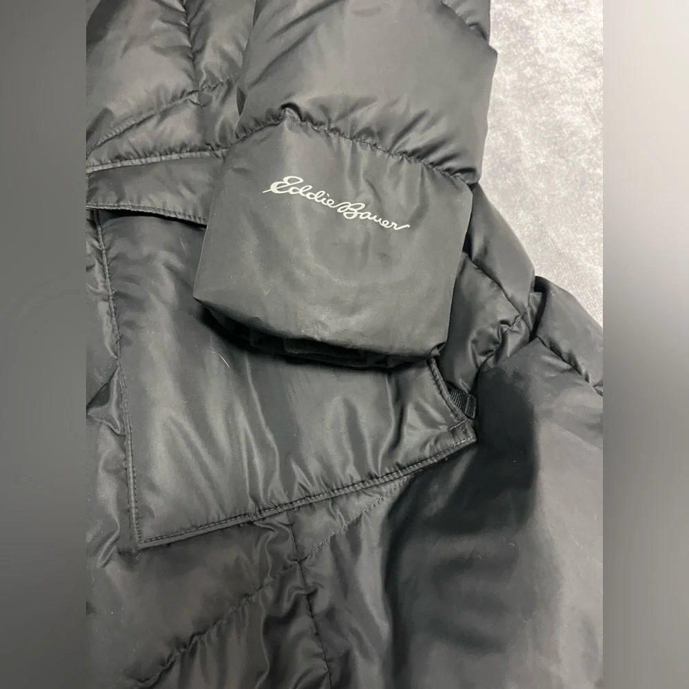 Women's Lodge Cascadian Down Parka, Size- Medium - Picture 10 of 13